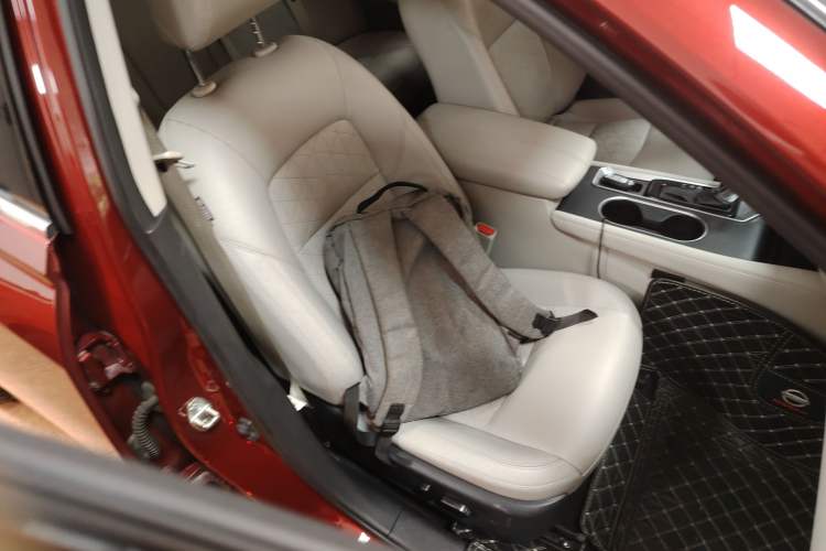 Used Nissan Teana 2019 2.0T XV Prestige Edition Right Front Seat