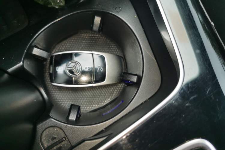 Used Mercedes-Benz E-Class 2016 E 200 L
