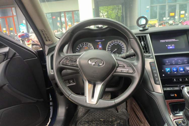 Used Infiniti Q50L 2018 2.0T Enjoyment Version China V Standard