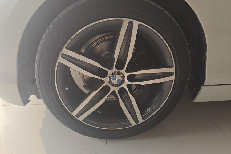 Used BMW 1 Series 2018 118i Sport Design Package