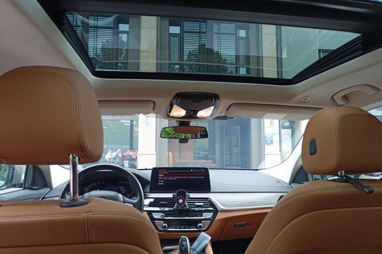 Used BMW 6 Series GT 2021 630i Luxury Design Package