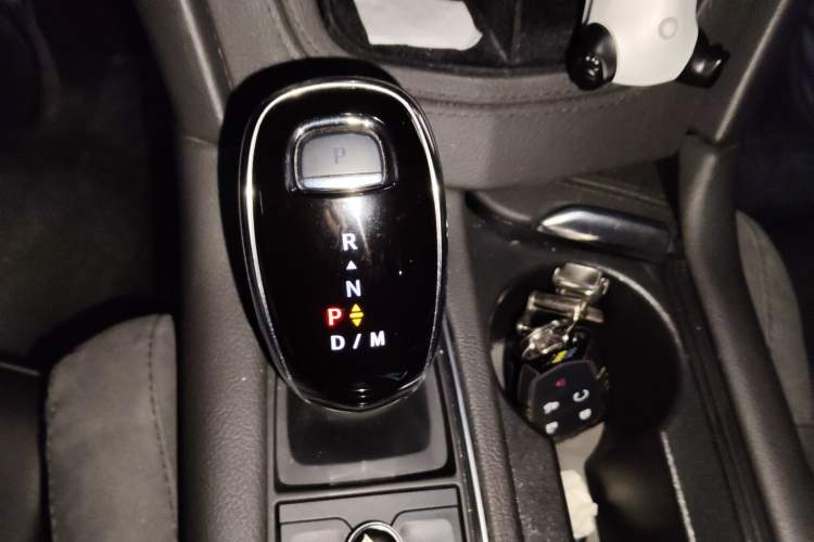 Used Cadillac XT5 2022 2.0T Two-Wheel Drive Luxury Version
