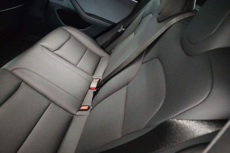 Used Tesla Model 3 2023 Rear-Wheel-Drive Version
