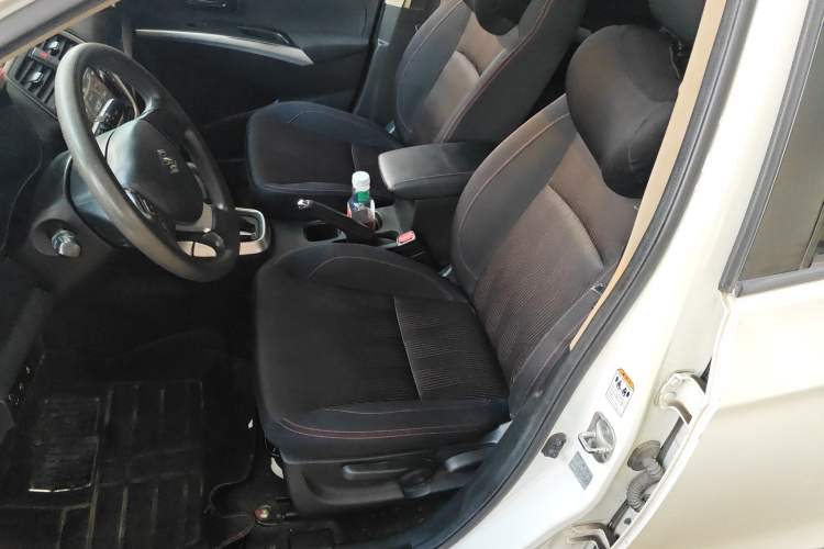 Used Suzuki S-Cross 2014 1.6L CVT Two-Wheel Drive Entry Model