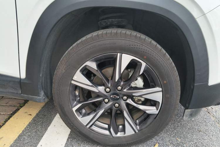 Used Chevrolet Trax 2022 Encore RS 1.5T CVT Cool