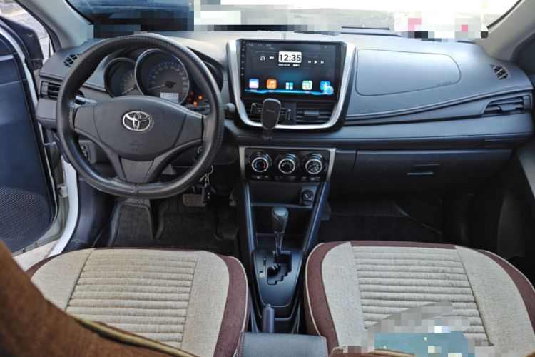 Used Toyota Vios 2017 1.3L CVT Sharp Edition Center Console