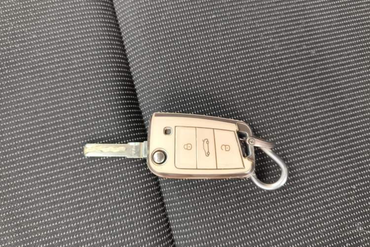 Used Volkswagen Golf 2016 1.6L Automatic Fashion Model
