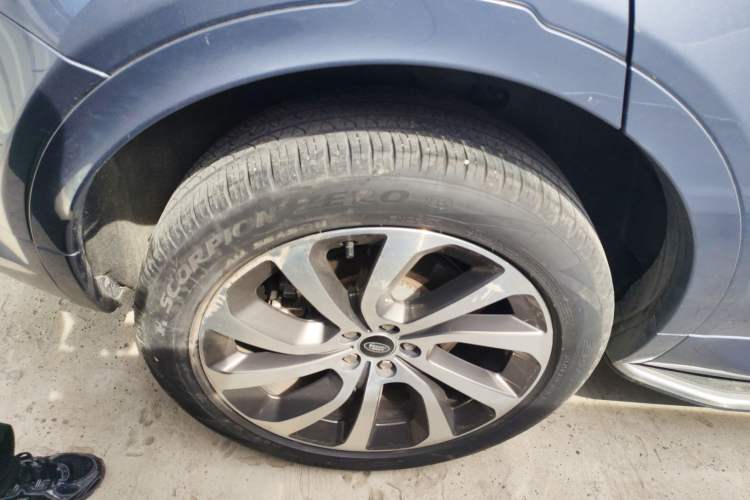 Used Land Rover Discovery Sport 2022 249 PS R-Dynamic S Performance Edition 5 Seats Exterior 5