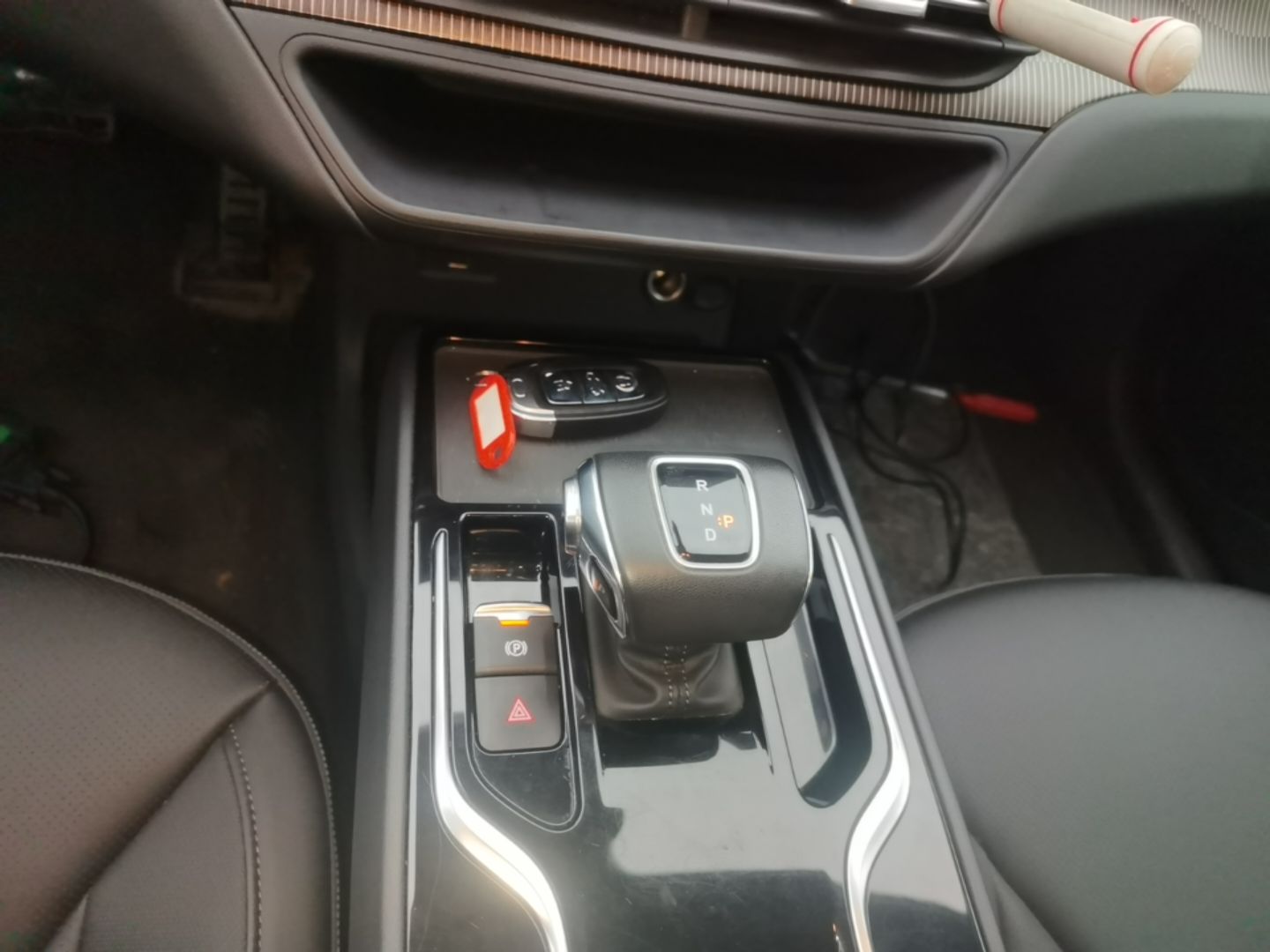 Hongqi E-QM5 2023 Revised Version Basic Travel Edition — снимка 16
