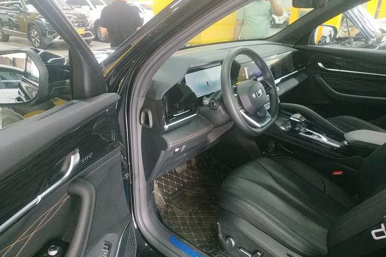 Used Geely Auto Monjaro L 2024 2.0TD DCT EVO Two-Wheel Drive Long-Range Version Driver Seat