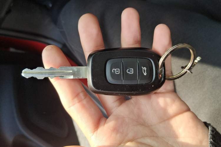 Used Renault Kadjar 2017 2.0L Two-Wheel Drive Comfort Edition
