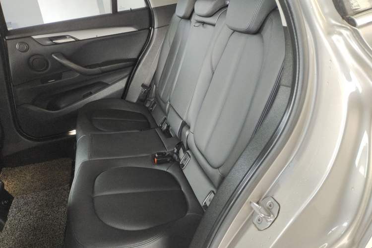 Used BMW X1 2018 sDrive18Li Fashion Model Left Rear Seat