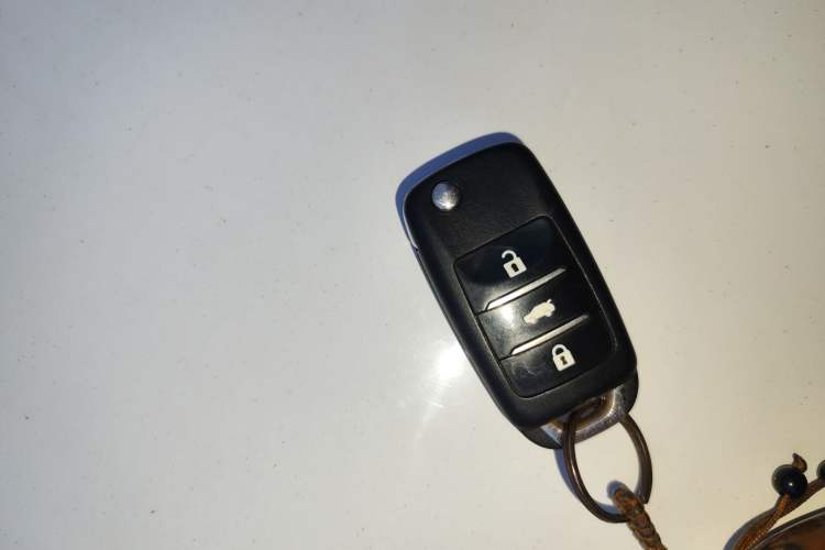 Used Changan Alsvin V7 2015 1.6L Manual Enjoyment Model China V Standard
