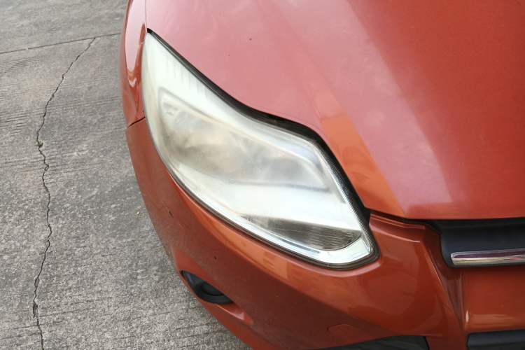 Used Ford Focus 2012 Hatchback 1.6L Automatic Comfort Model Right Front Headlight