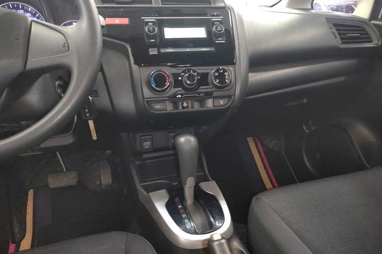 Used Honda Fit 2016 1.5L LXS CVT Comfort Sunroof Version
