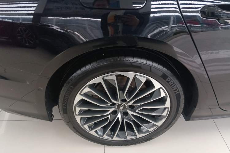 Used Audi A6L New Energy 2022 55 TFSI e quattro
