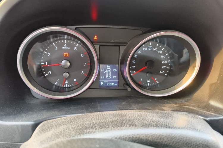 Used Haval H6 2015 Sport Edition 1.5T Automatic Two-Wheel Drive Luxury Model Instrument Cluster