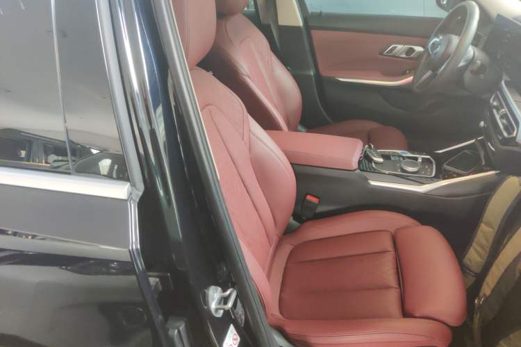 Used BMW i3 2022 eDrive 35 L