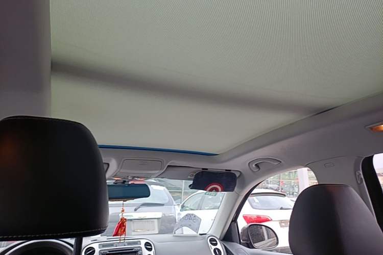 Used Volkswagen Tiguan 2016 280TSI Automatic Two-Wheel Drive Silk Road Comfort Edition
