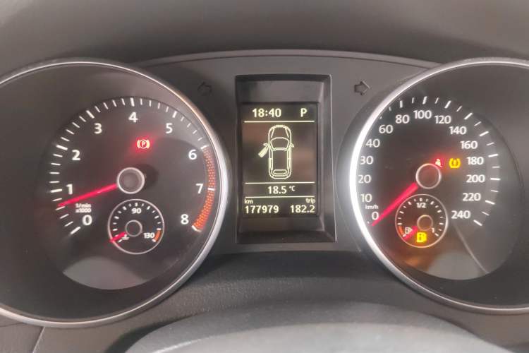 Used Volkswagen Golf 2012 1.4TSI Luxury Convertible Edition