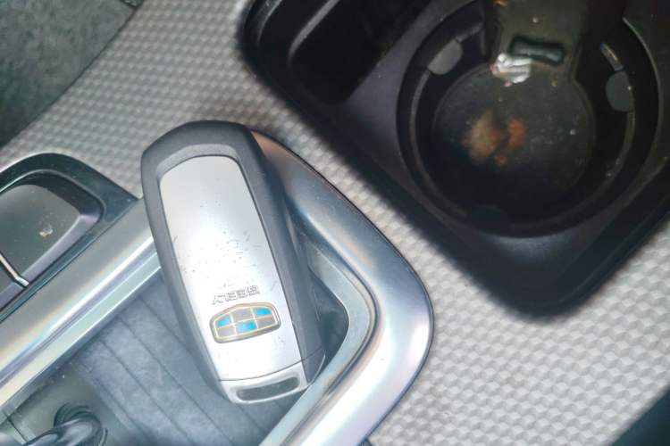 Used Geely Auto Emgrand GS 2016 Elegant Edition 1.3T Automatic LingShang Model
