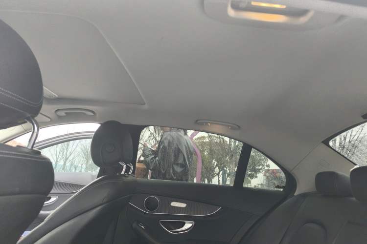 Used Mercedes-Benz C-Class 2017 Restyled C 180 L Fashion Edition Sport Version
