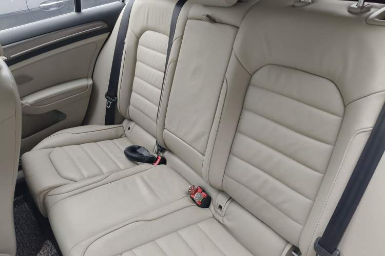 Used Volkswagen Golf 2015 1.4TSI Automatic Luxury Model Left Rear Seat