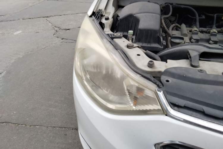 Used Chevrolet Sail 2016 Sail 3 1.3L Manual Comfort Sunroof Edition Right Front Headlight