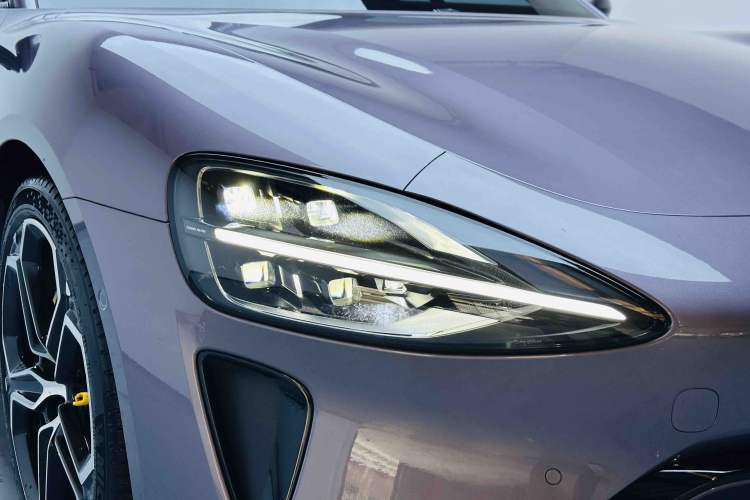 Used Xiaomi Auto SU7 2024 Four-Wheel Drive Ultra-Long Range Advanced Intelligent Driving Max Edition