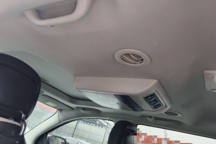 Used Dodge Journey 2015 2.0TD Four-Wheel Drive Luxury Edition Headliner