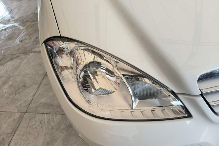 Used Mercedes-Benz A-Class 2011 A 180 Right Front Headlight