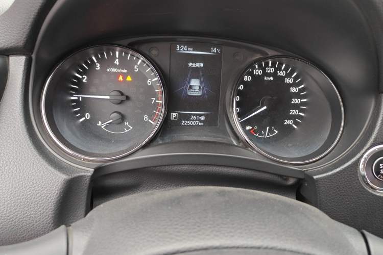 Used Nissan X-Trail 2019 2.0L CVT Smart Connect Comfort Edition 2WD
