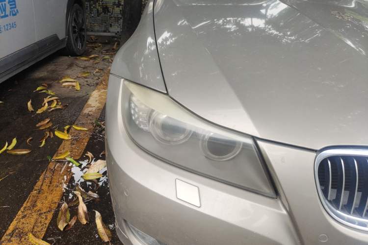 Used BMW 3 Series 2010 320i Luxury Edition
