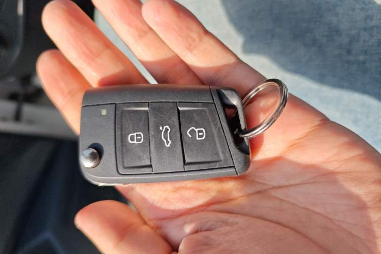 Used Volkswagen Lavida 2023 New Sharp 1.5L Automatic Excellent New Edition Vehicle Key