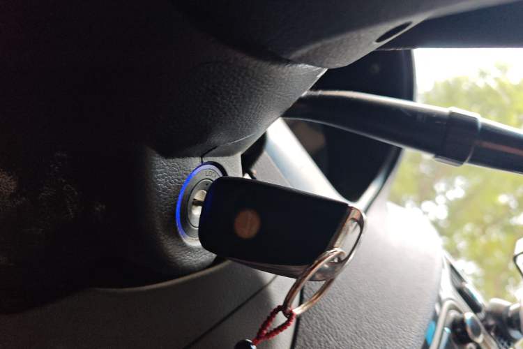 Used Geely Auto Classic Emgrand 2013 Sedan 1.5L Manual Entry-Level Model
