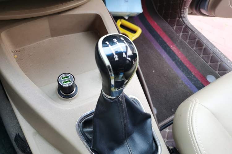 Used Wuling Hongguang 2013 1.5L S Comfort Model Gear Lever