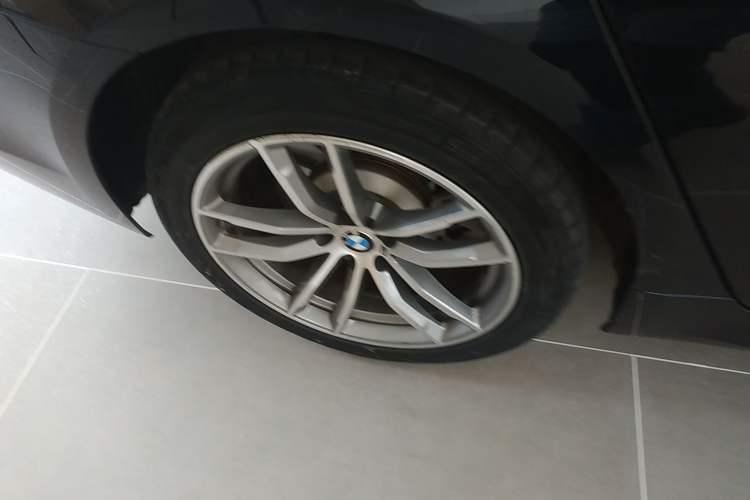 Used BMW 5 Series 2018 525Li M Sport Package