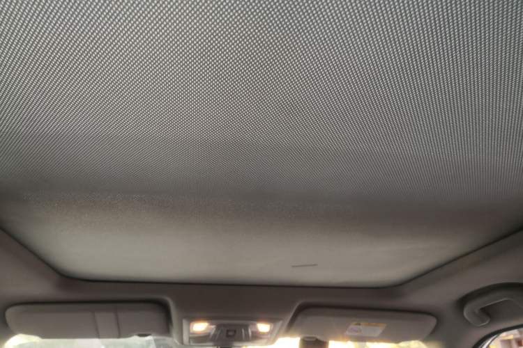 Used Venucia T60 2020 1.6L CVT Smart Drive Version China VI Standard