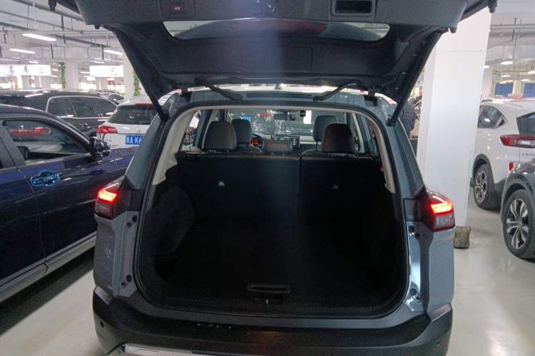 Used Nissan X-Trail 2021 VC-Turbo 300 CVT 4WD Luxury Edition
