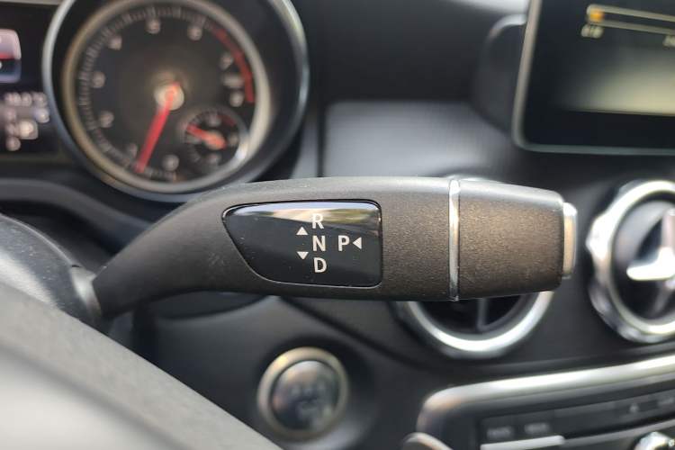 Used Mercedes-Benz GLA 2017 GLA 200 Fashion Model
