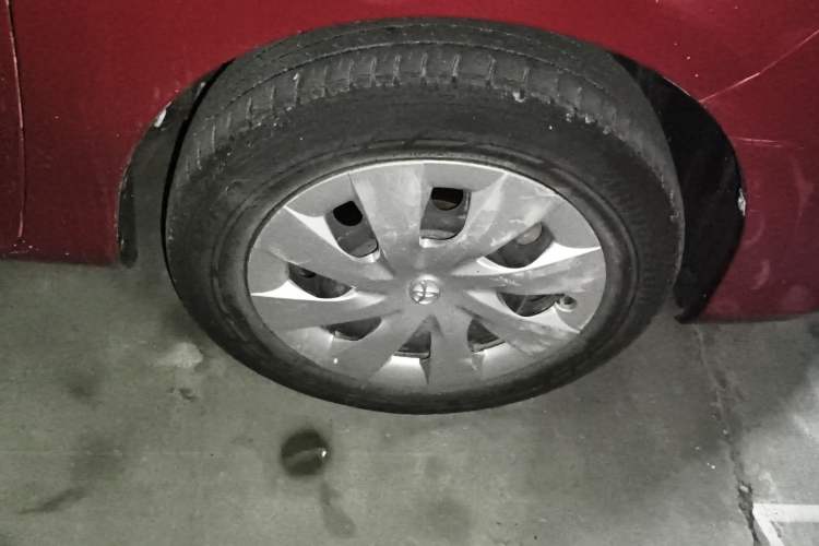 Used Toyota Vios 2014 1.5L Automatic ZhiZhen Edition Right Front Wheel Hub