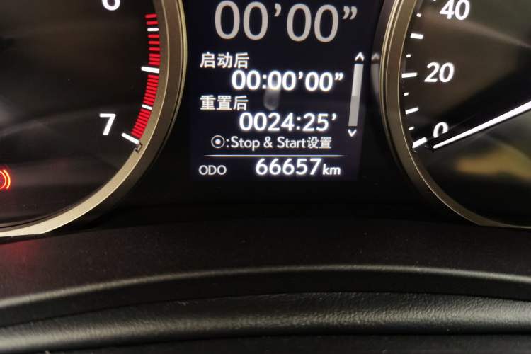 Used Lexus NX 2016 200 All-Wheel Drive FENGSHANG Version Odometer Close Up