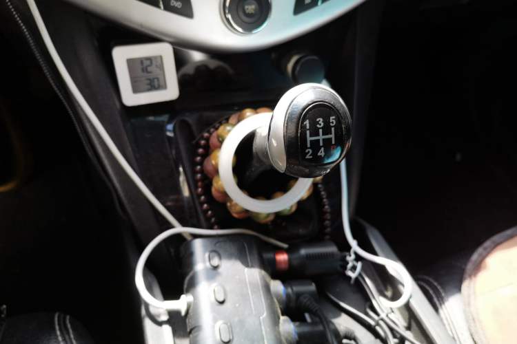 Used BYD S6 2013 Platinum Edition 2.0L Manual Luxury Model
