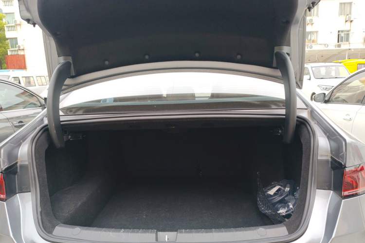 Used BYD Qin PLUS 2024 HONOR Edition DM-i 55KM Leading Model Trunk