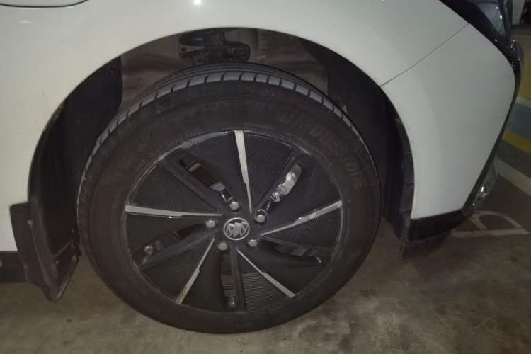 Used Buick Velite 6 2024 430km Enjoyment Version Right Front Wheel Hub