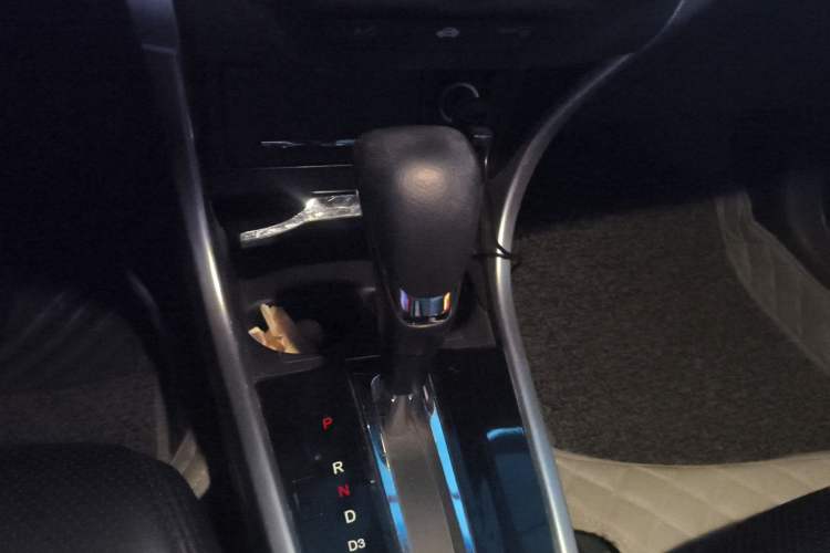 Used Honda Crider 2013 1.8L automatic luxury edition