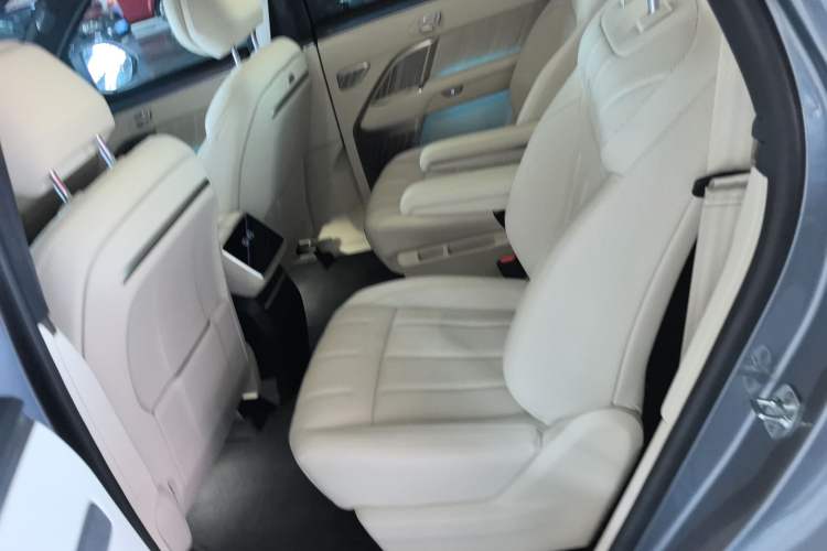 Used ONVO Luxeed L90 2025 Model—Max Six-Seater Version