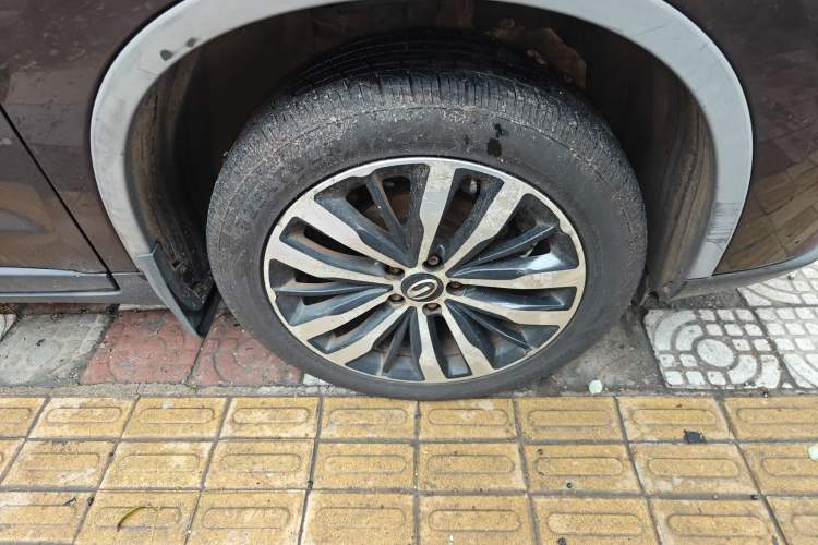 Used GAC Trumpchi GS4 2015 200T G-DCT Luxury Edition Right Front Wheel Hub