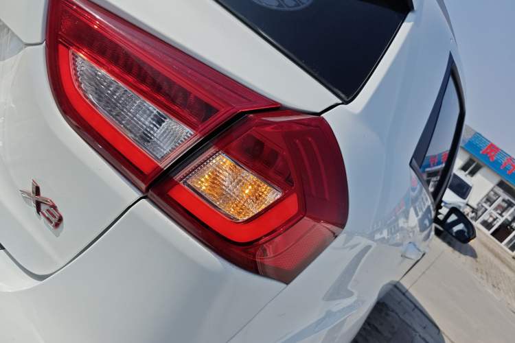 Used Geely Auto Vision X3 2017 1.5L Automatic Luxury Model
