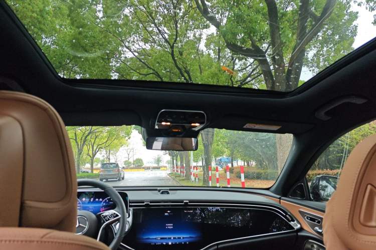 Used Mercedes-Benz E-Class 2024 Facelift E 300 L Luxury Edition